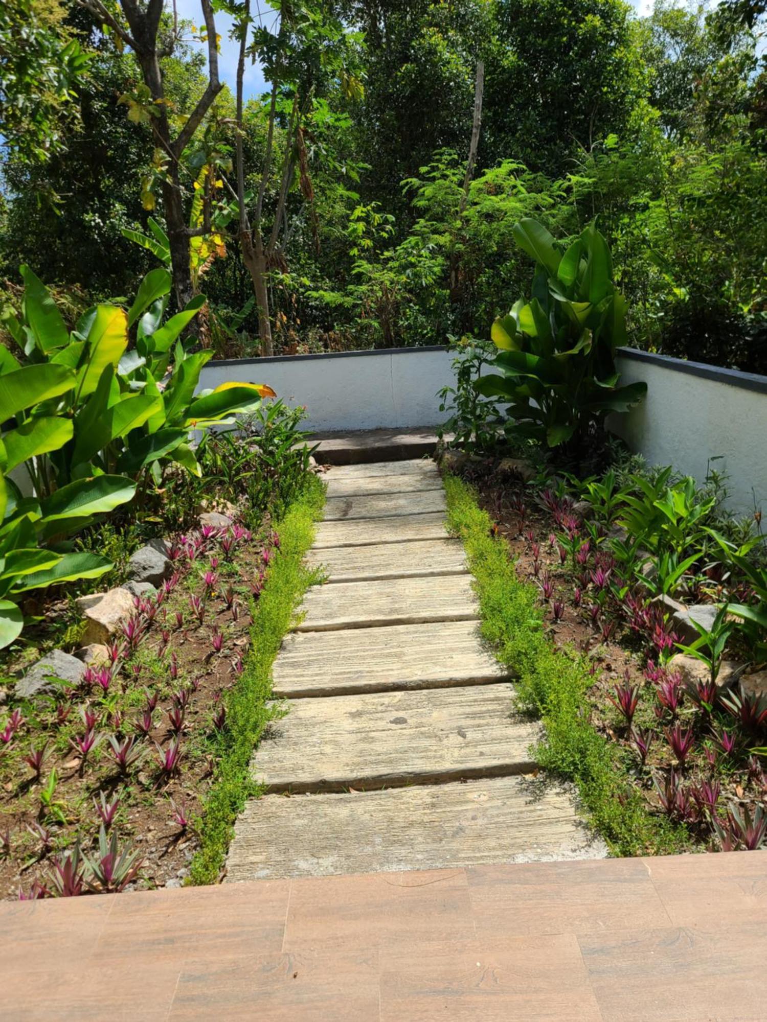 Villa Ling & Louie'S Mountain Mayong Exterior foto